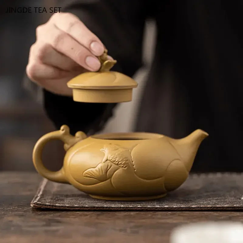 1PCS 260cc Yixing original ore yellow section purple clay teapot fish turning dragon master handmade biomimetic tea set