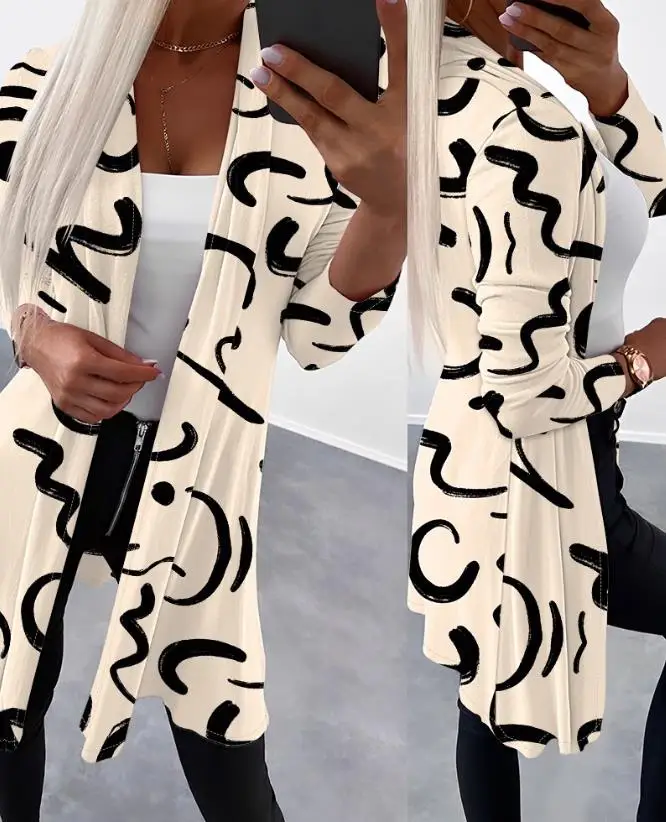 Рисунок 3 - Женское повседневное пальто с длинным рукавом