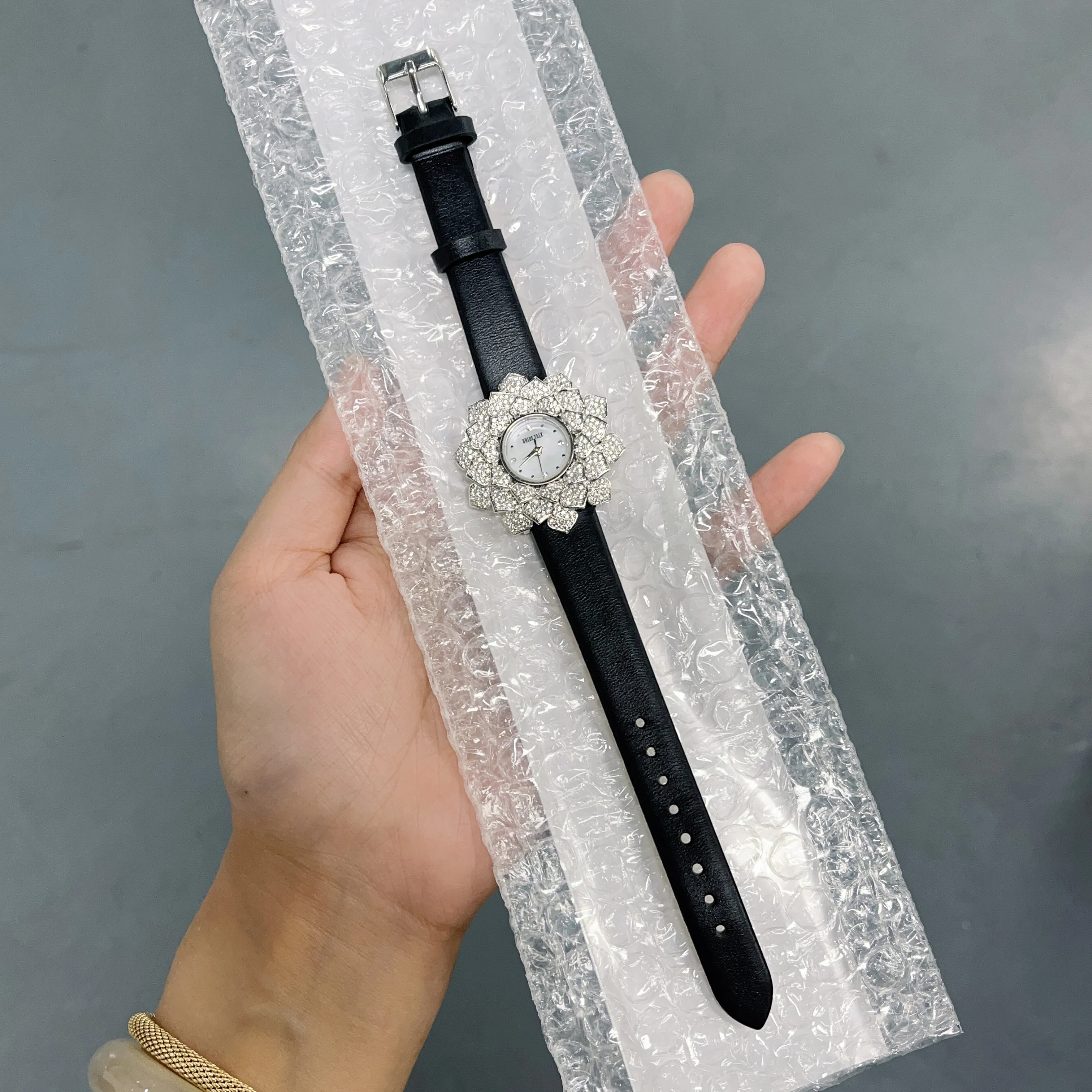 017174 Bracelet Watch 19cm for Women Cubic Zircon Bangle Watch  Womans Watchs Wedding Bridal Party Hand Accessories  Jeweley - 2