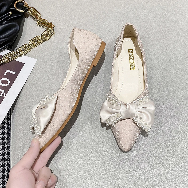 Soft Bottom Pearl Bow Pointed Toe Flat Shoes Women Summer Spring Autumn New Square Heel Shallow Mouth Casual Women's Shoes