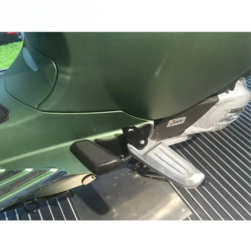 Pedane Pedali pieghevoli para motocicleta, accessorio modificato para Piaggio, Vespa Spring Primavera LX LXV 150 125 - immagine 3