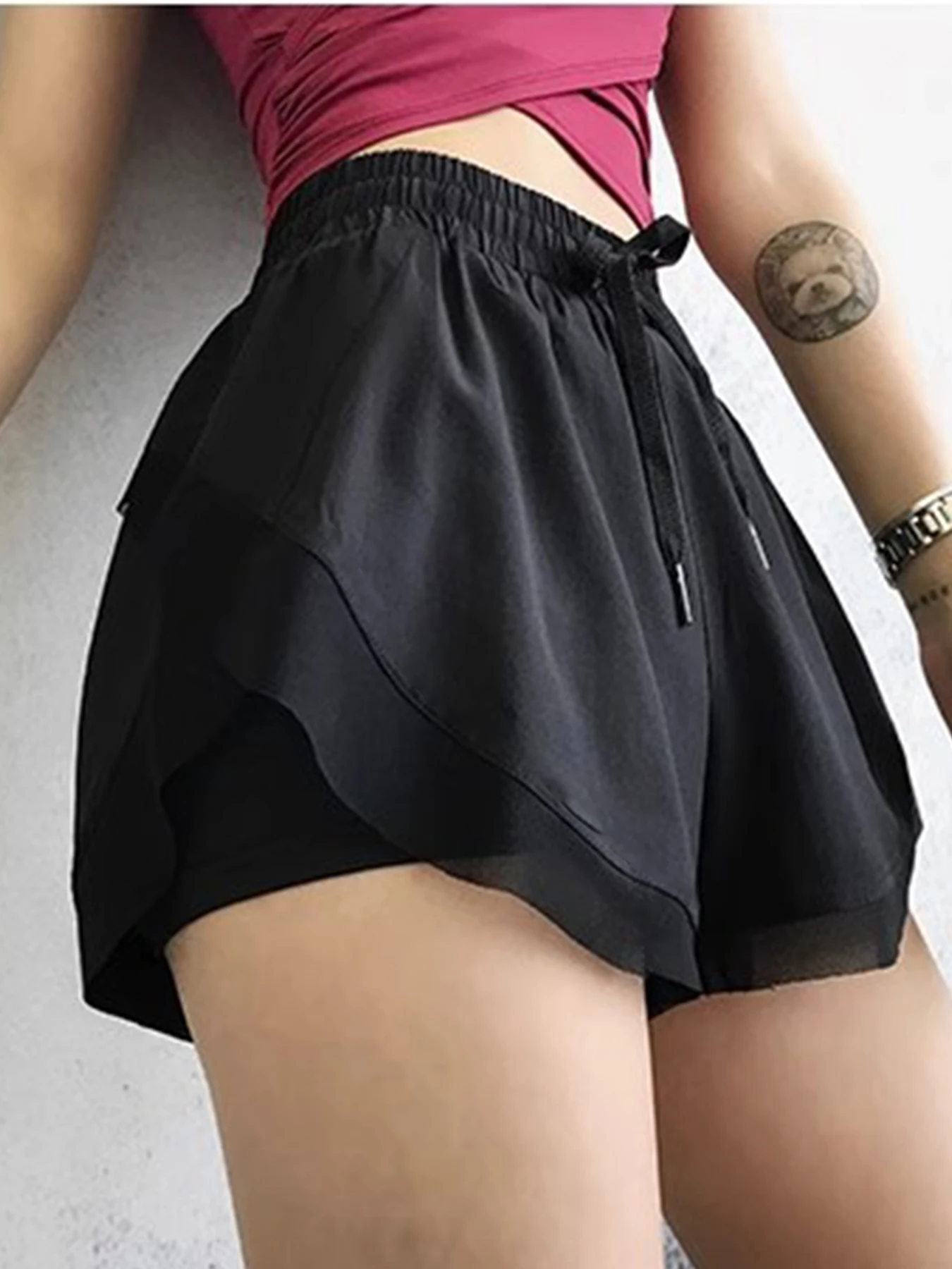 Women's sports shorts breathable loose quick-drying summer防走光 three-point yoga shorts elastic hip lift slim run
