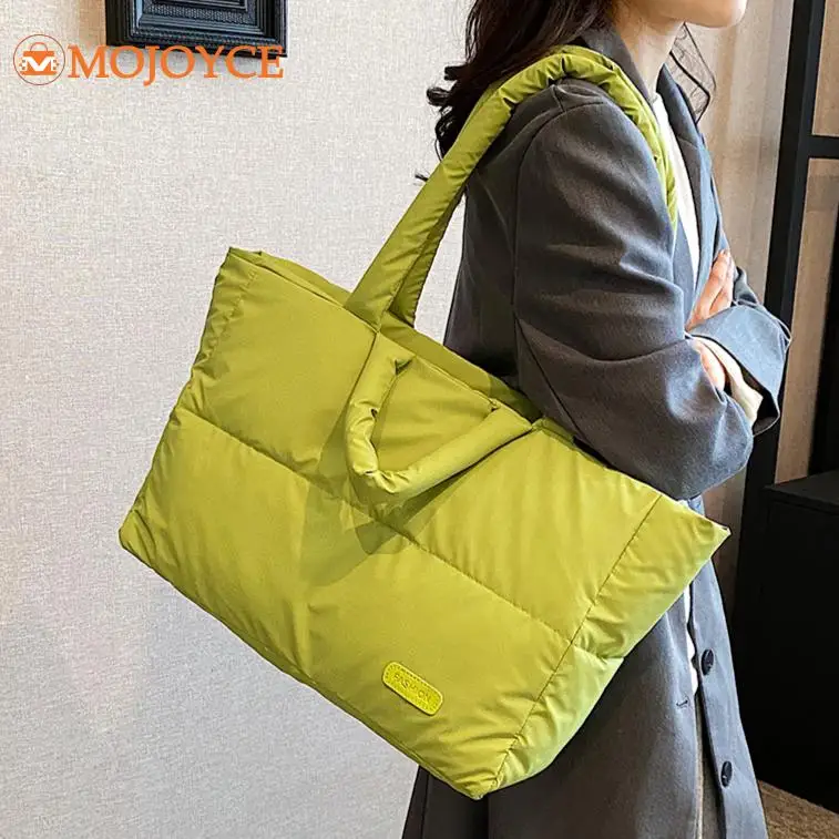 Women Large Puffer Shoulder Bag, Winter Soft Tote Bag, Cotton Padded Down  Handbag Puff Bag Pillow Shopper Bag 2023 (Color : Khaki)