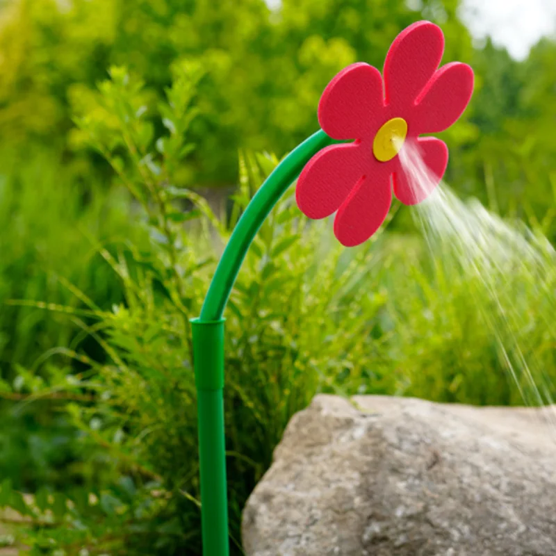 

Забавный спринклер для сада в форме цветка, вращающийся Забавный быстросъемный ороситель для газона, для фермы