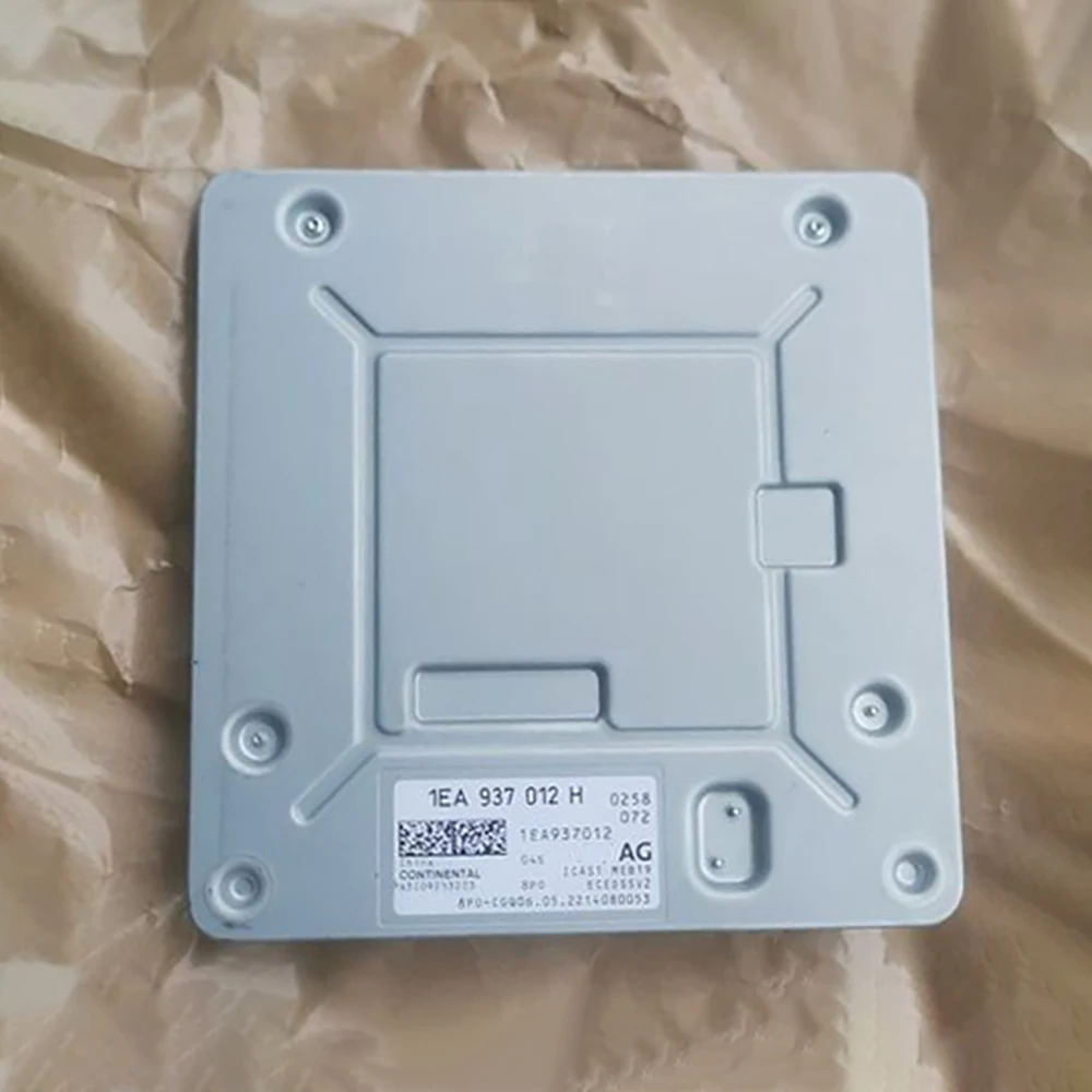 

For VW ID3 ID4 ID6 ID.3 ID.4 ID.6 Canbus Gateway 1EA 937 012 H 1EA937012H