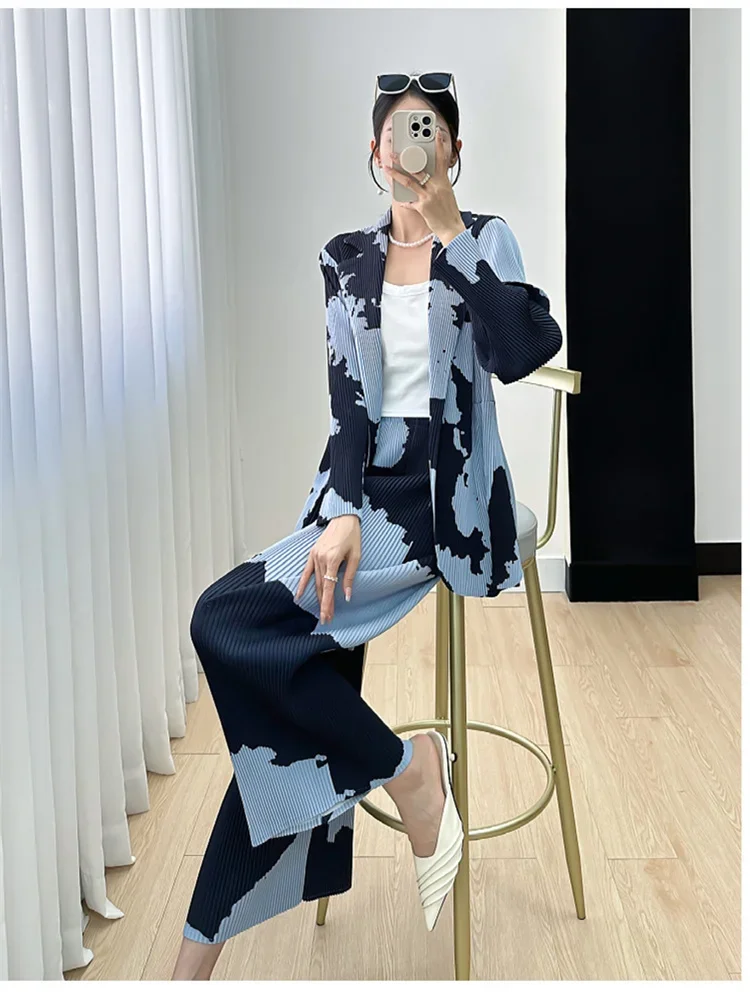 

Miyake Fashion Print Suit Women 2023 Autumn New Jacket Wide Leg Pants Temperament Pleated Two-piece Set Women's Clothes