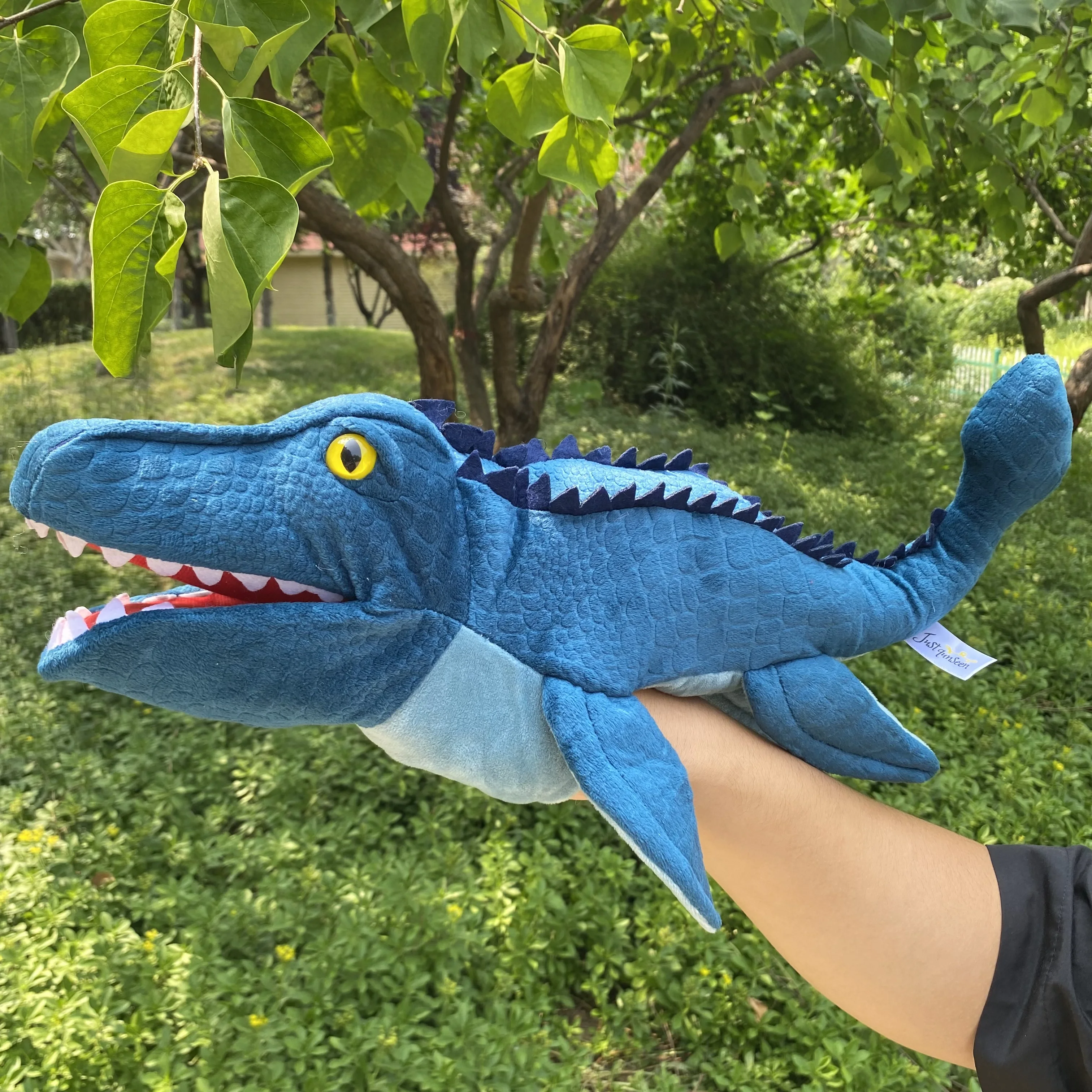 25-40cm Dinosaur Plush Hand Puppets Lifelike Triceratop