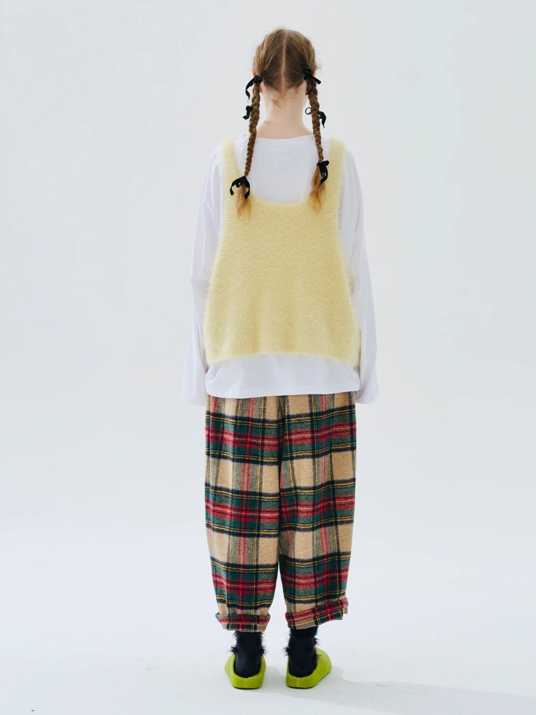 imakokoni 2023 autumn new original design woolen blend plaid thigh trousers for women leg 234306
