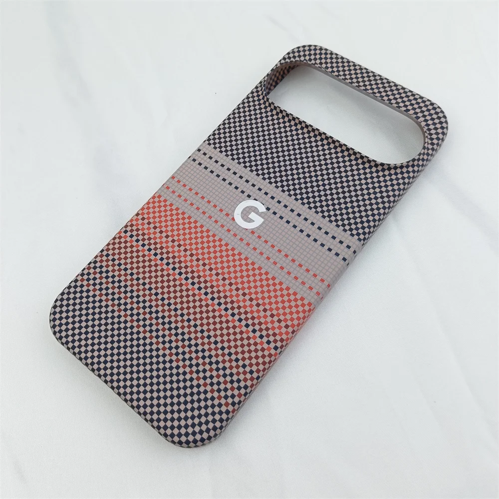 Luxury Ultra Thin Carbon Fiber Pattern Matte Case with MagSafe Shockproof Protection