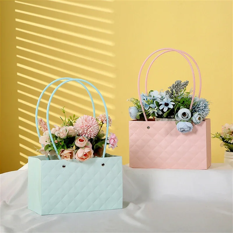 2025 New Reusable Waterproof Flower Tote Bag Eco Friendly Wedding Party Favors Gift Box Portable Bouquet Packaging Decorations 2