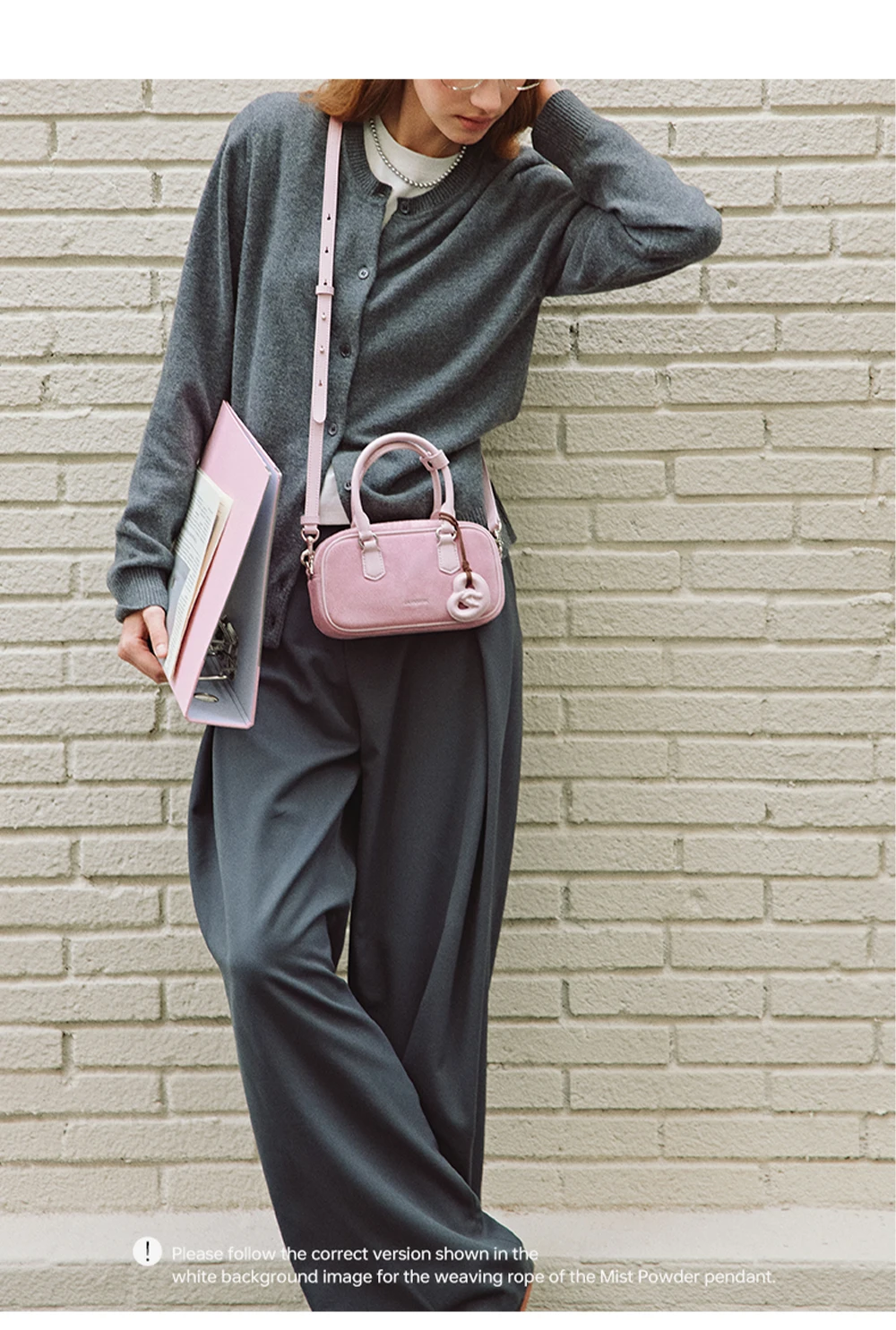 Split leather bowling bag, interior compartment