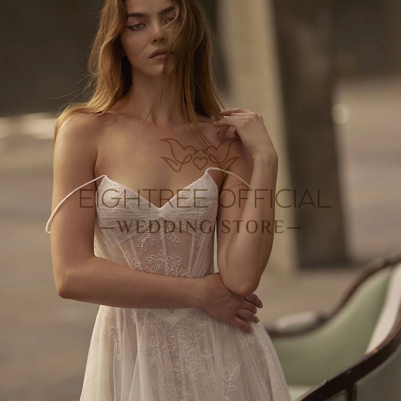 Eightree Boho Beach A-Line Wedding Dresses Spghetti Straps Lace Split Bridal Dress Princess Wedding Ball Prom Gowns Customized