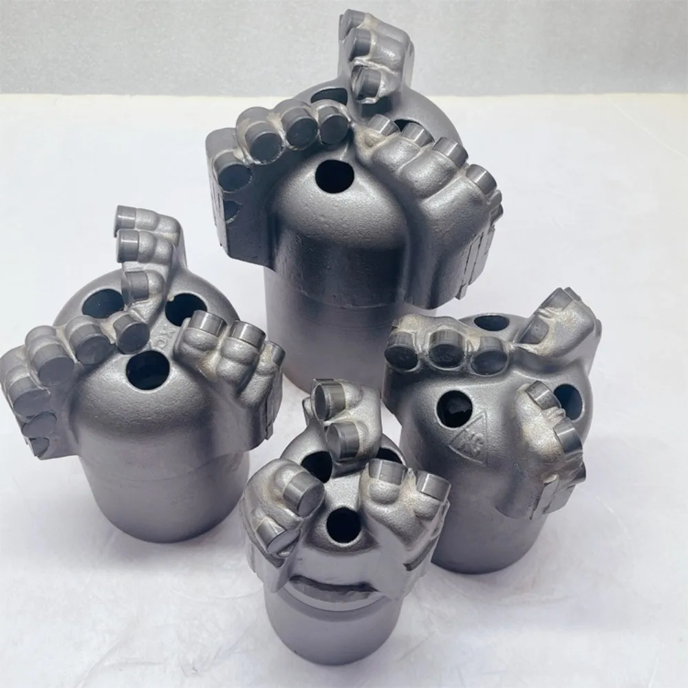 삼날 무심형 암석 코어리스 드릴 비트 (수중 시추 및 지열 히트 펌프용)