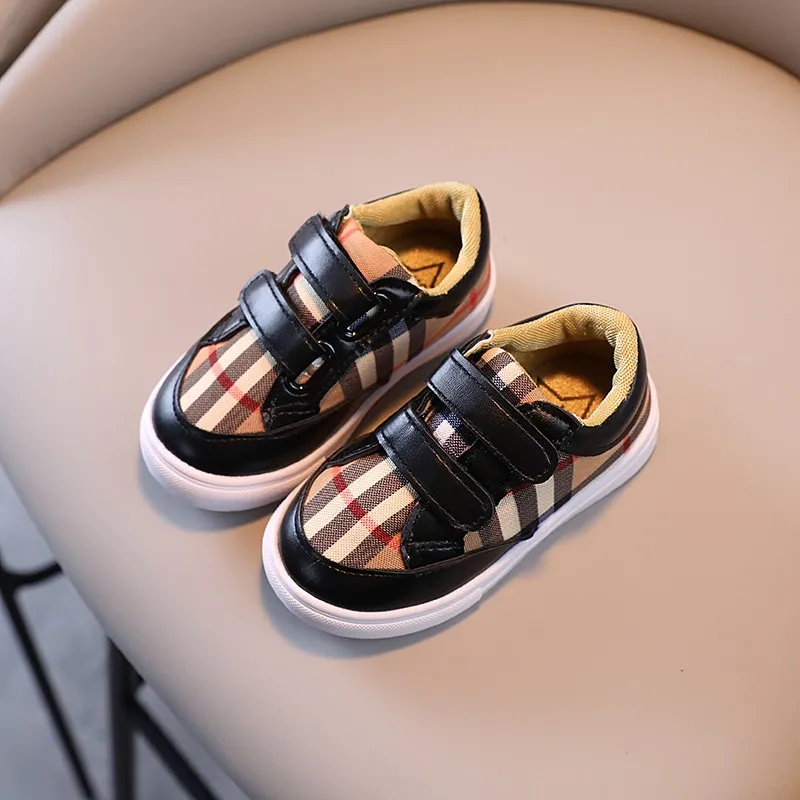 Easy Hook and Loop Closure