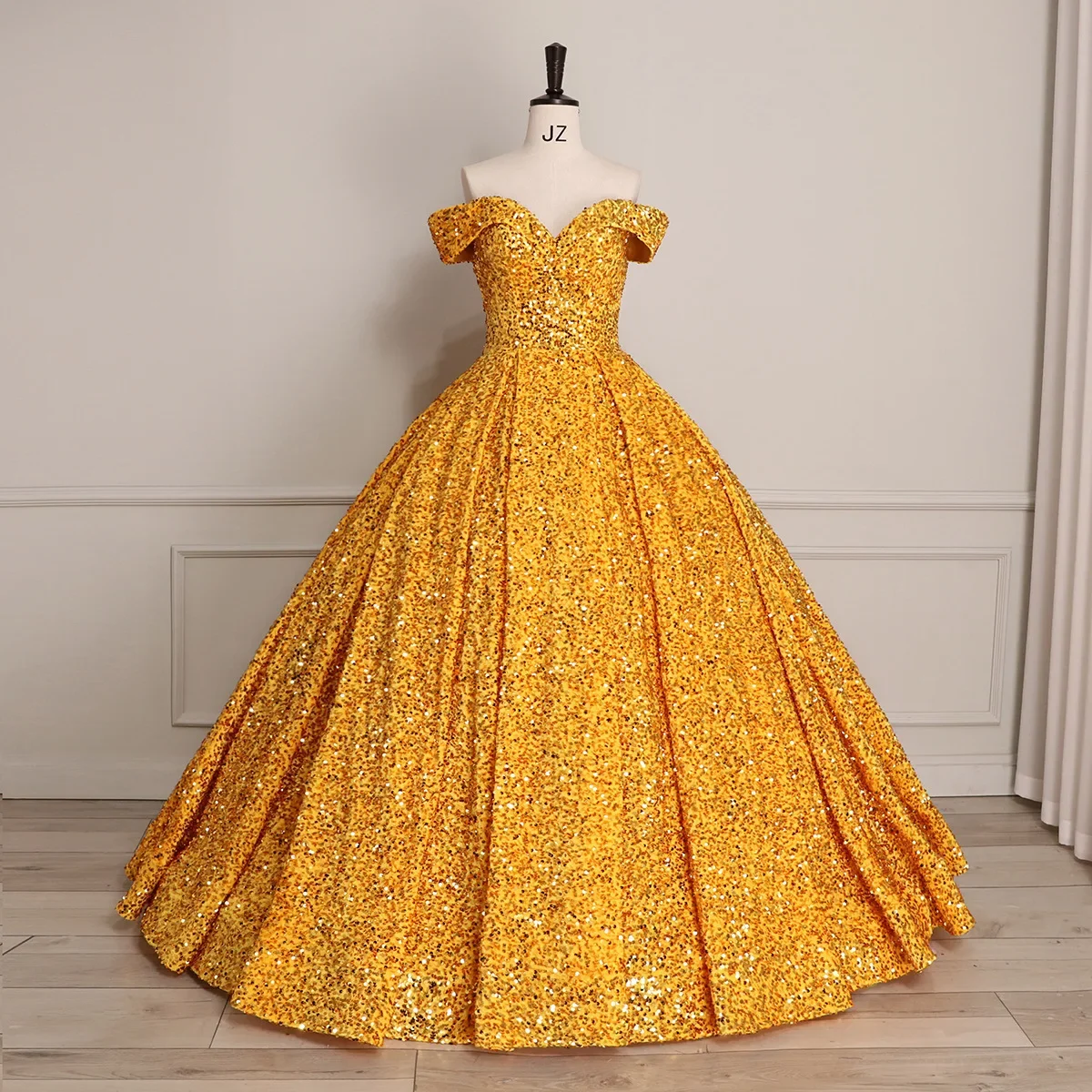 Bomaris Off-Shoulder Ball Gown Quinceanera Dresses Vestidos De 15 Anos Sparkly Sequined Princess Birthday Party Customized Quinceanera Dresses
