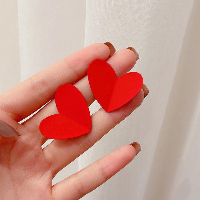 Black Painting Heart Stud Earrings Irregular Big Ear Studs for Women Female Vintage New Trendy Statement Women Jewelry
