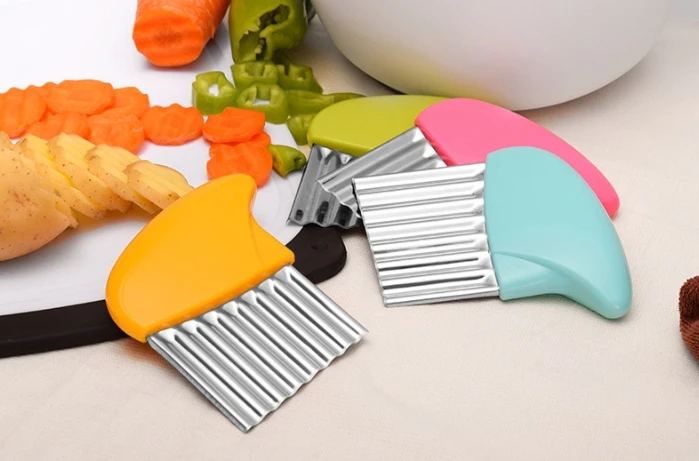 Stainless Steel Potato Chip Slicer Dough Vegetable Fruit Crinkle Wavy Kitchen Knife Cutter Chopper French Fry Maker Tools Gadget