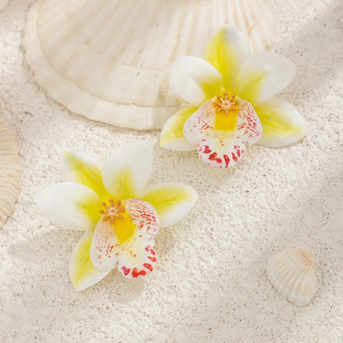 INS Hot Sale Multicolour Artificial Flower Stud Earrings Exaggerate Oversize Waterproof Ear Studs for Women Bohemian Beach Style