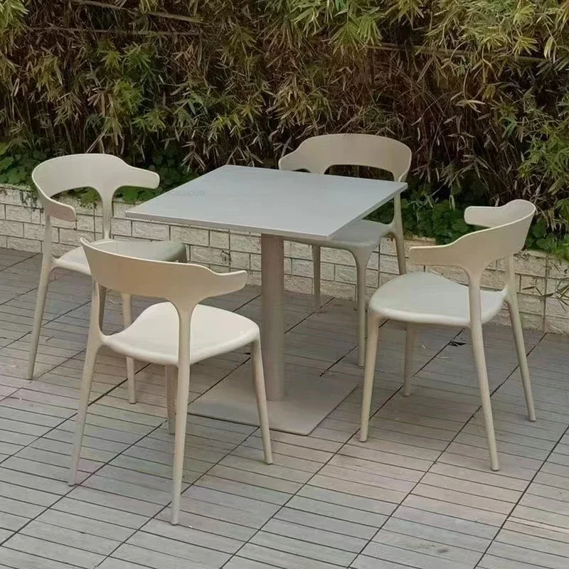 4 chairs 1 table-D