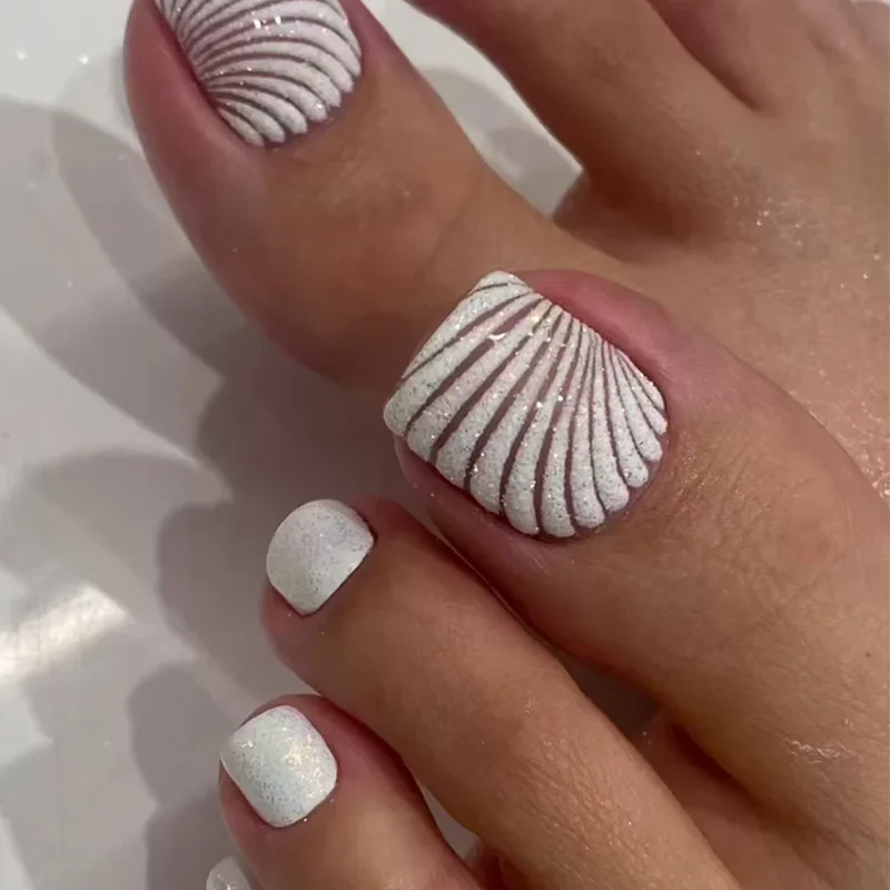 Fake Nails Shell Pattern Press on Nails Tips with Sticker False Toenail Design Butterfly Lovely Girl