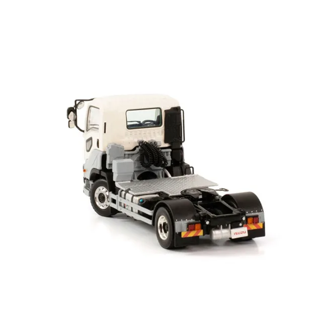 翔平　WSI    1/50  ISUZU    GIGA    4×2 Isuzu giga short cab 4x2 in black,WSI Truck Models