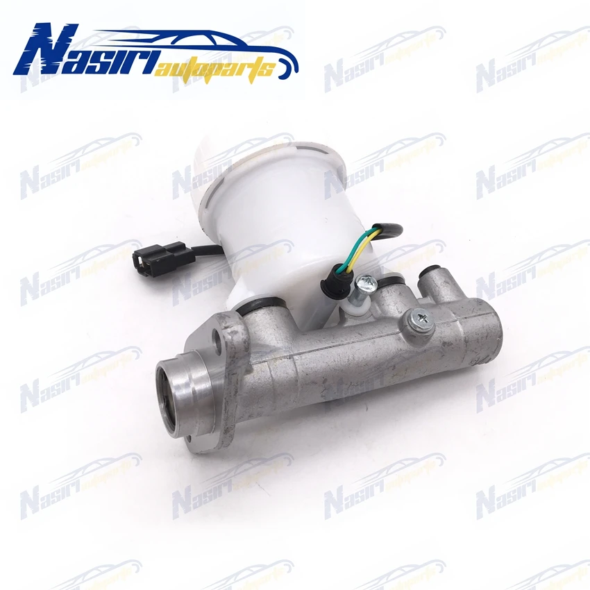 Brake Master Cylinder for Mitsubishi L200 PAJERO GALLOPER 2.0 2.4 2.5 2.8 4D56 4G64 4G63 4M40-T 1990-2007 MB699830
