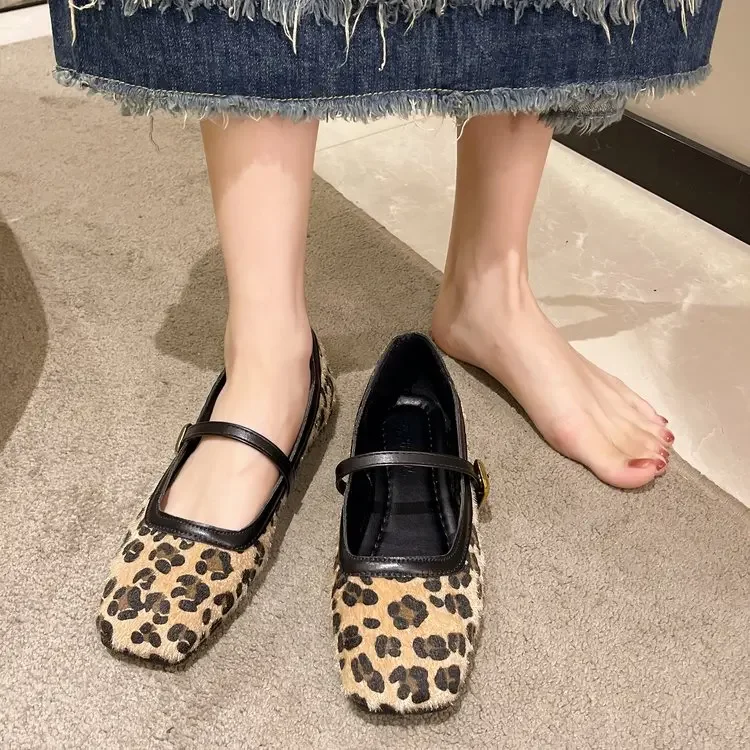 

Leopard Print Comfortable Soft Square Flat Women's Shoes Luxury Mary Jane Shoes Comfortable Shallow Mouth Buckle Single Shoes