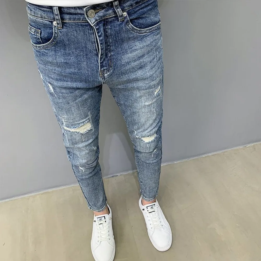 Stylish Korean Luxury Clothing Men's Jeans for Stylish and Fashionable Men Ripped Hole Design Streetwear Slim Denim Trousers