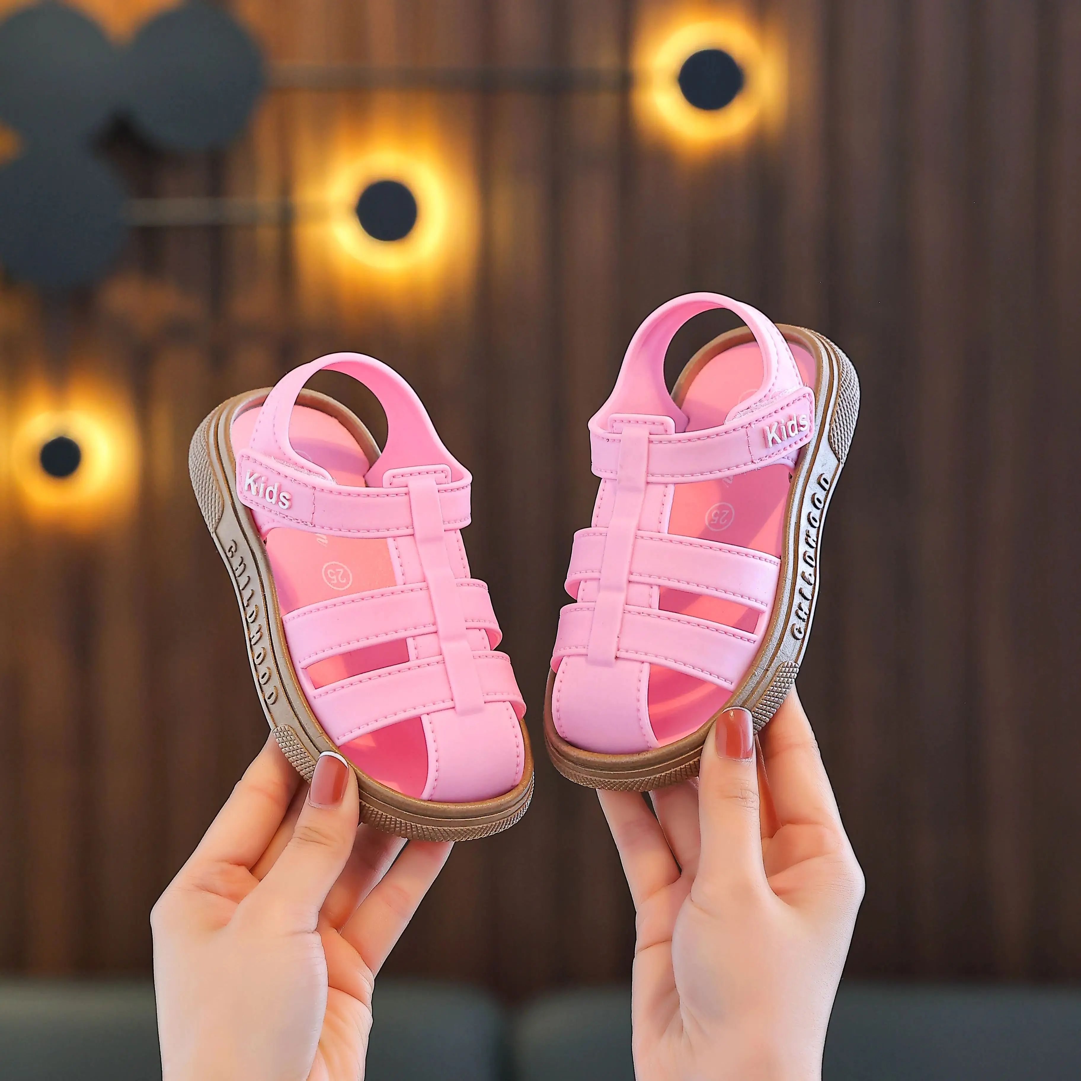 Simple Solid Color Velcro Children Sandals Boys And Girls Casual Sandals