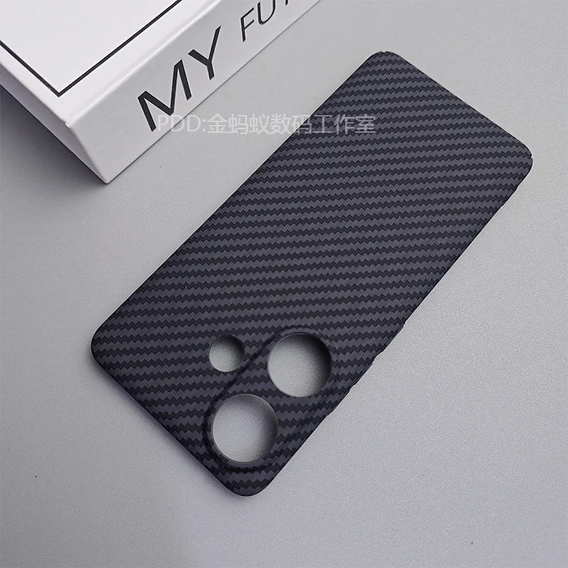 Sleek Carbon Fiber Matte Hard Cover - Ultra Thin, Shockproof Protection
