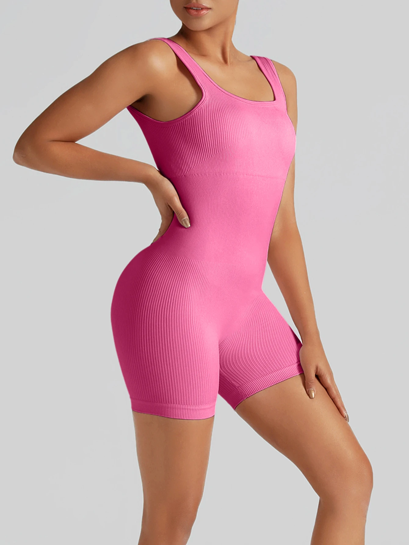 Nahtloser gerippter Yoga-Bodysuit mit Shorts & Trägern, einteiliger Workout-Leotard für Damen, hochtaillierter Gymnastik-Unitard für Pilates – Detail 8