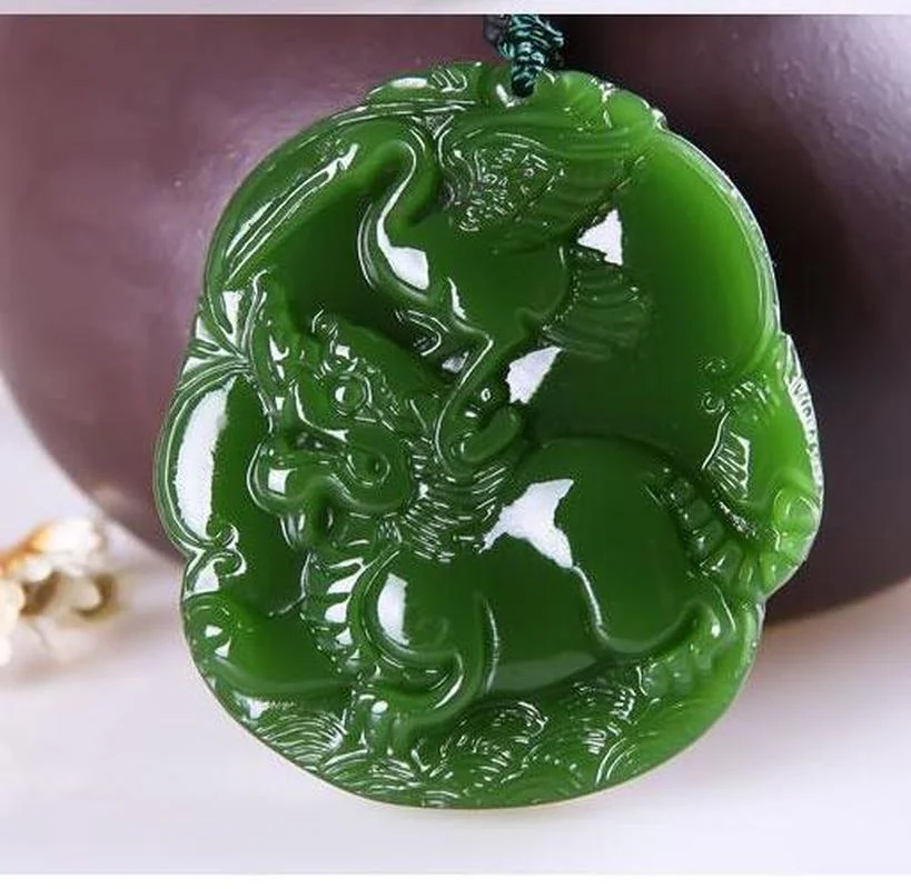 

Natural Jasper Green Jade Horse Statue Pendant Necklace China Hand Carving Dragon Jewelry Fashion Jade Pendant Amulet Men Women