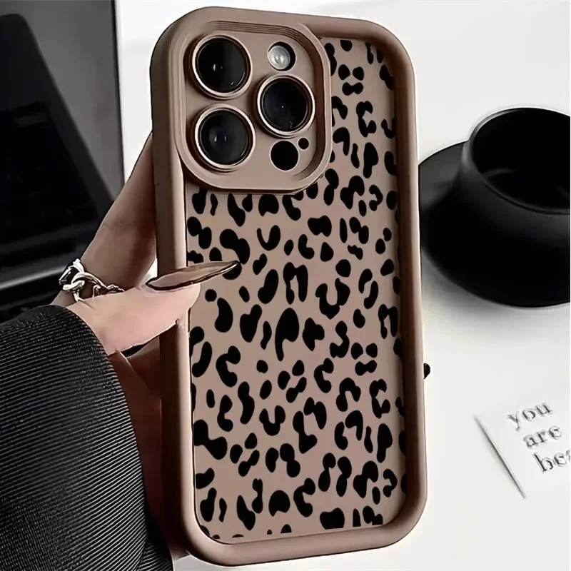 Chic Retro Black Leopard Print Phone Case Cover