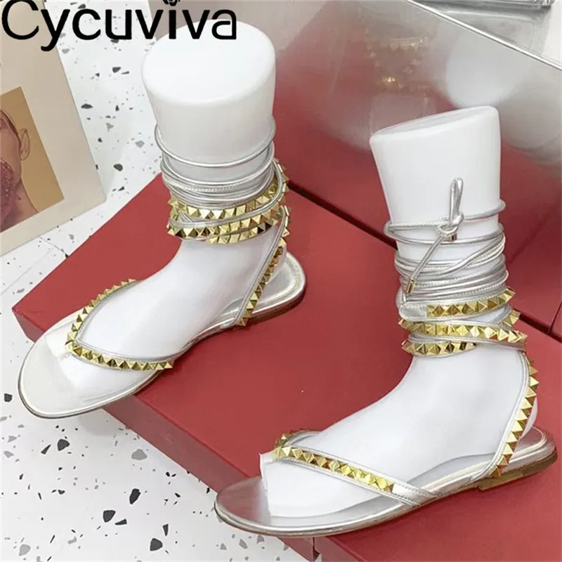 Sandalias planas con tachuelas y clavos para mujer, chanclas sexys con cordones, zapatos de verano para vacaciones en la playa, color novedad -