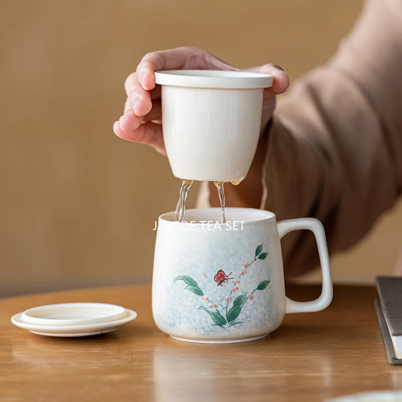 Master's Cup Office Tea Cup Hand Drawn Butterfly Dance Flower Room Tea Cup/Tea Separation/Ceramic Filter Mug Tea Set with Lid