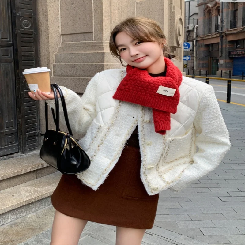 

23 New modelsWhite Duck down Short down Jacket Female 2023 Winter New Excellent Sense Stitching Tweed Coat Toptrendsetter