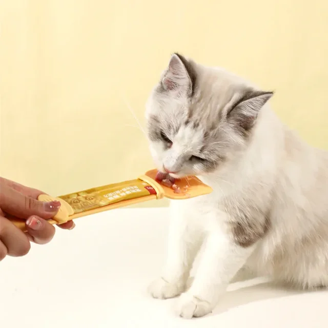 Cat Feeder Cat Strip Squeeze Spoon 3