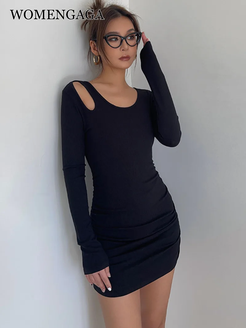 

Girl WOMENGAGA Spicy Slim Dress Design Sexy Hollow Out Shoulder Collar Solid Color Slim Hip Mini Dress Fashion Korean Women B0OO