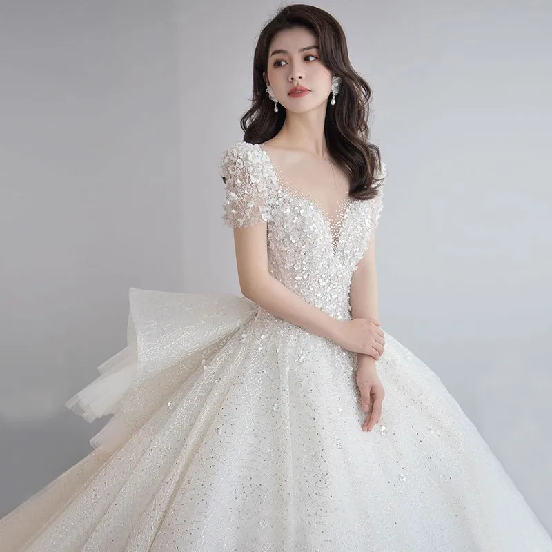 

Wedding Dresses Shining Sequins And Beads V-neck Wedding Gowns Luxury Runaway Princess Ball Gown Custom Made Robe De Mariee