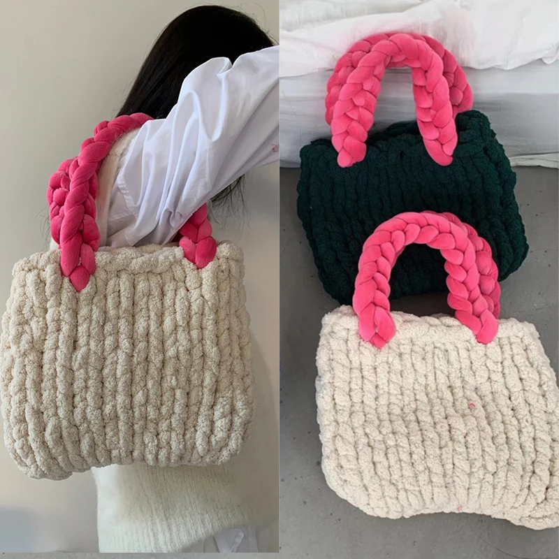 

Large Capacity Winter New Hand Woven Color Blocking Soft Warm Plush Women's Bag Commuter Unique Ladies Hand Bags Purses Girls