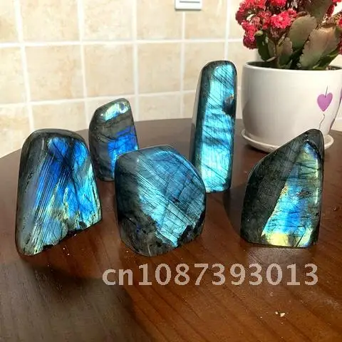 

1pc Original Moonstone Natural Crystal Colorful Flowing Blue Light Elongated Stone Ornaments Crystal Runyangshi