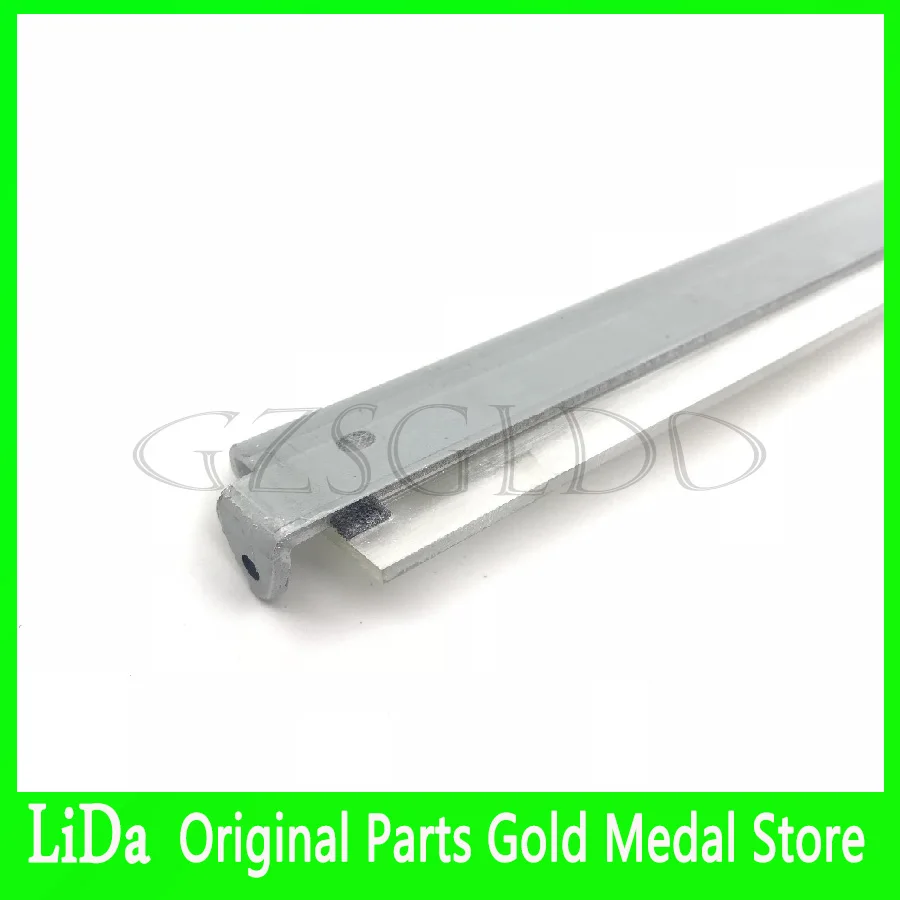 

CC468-67907 Transfer Belt Cleaning Blade for HP CM3530 CP3520 CP3525 500 Color M551 M570 M575 CM4540 CP4025 CP4525 M651 M680