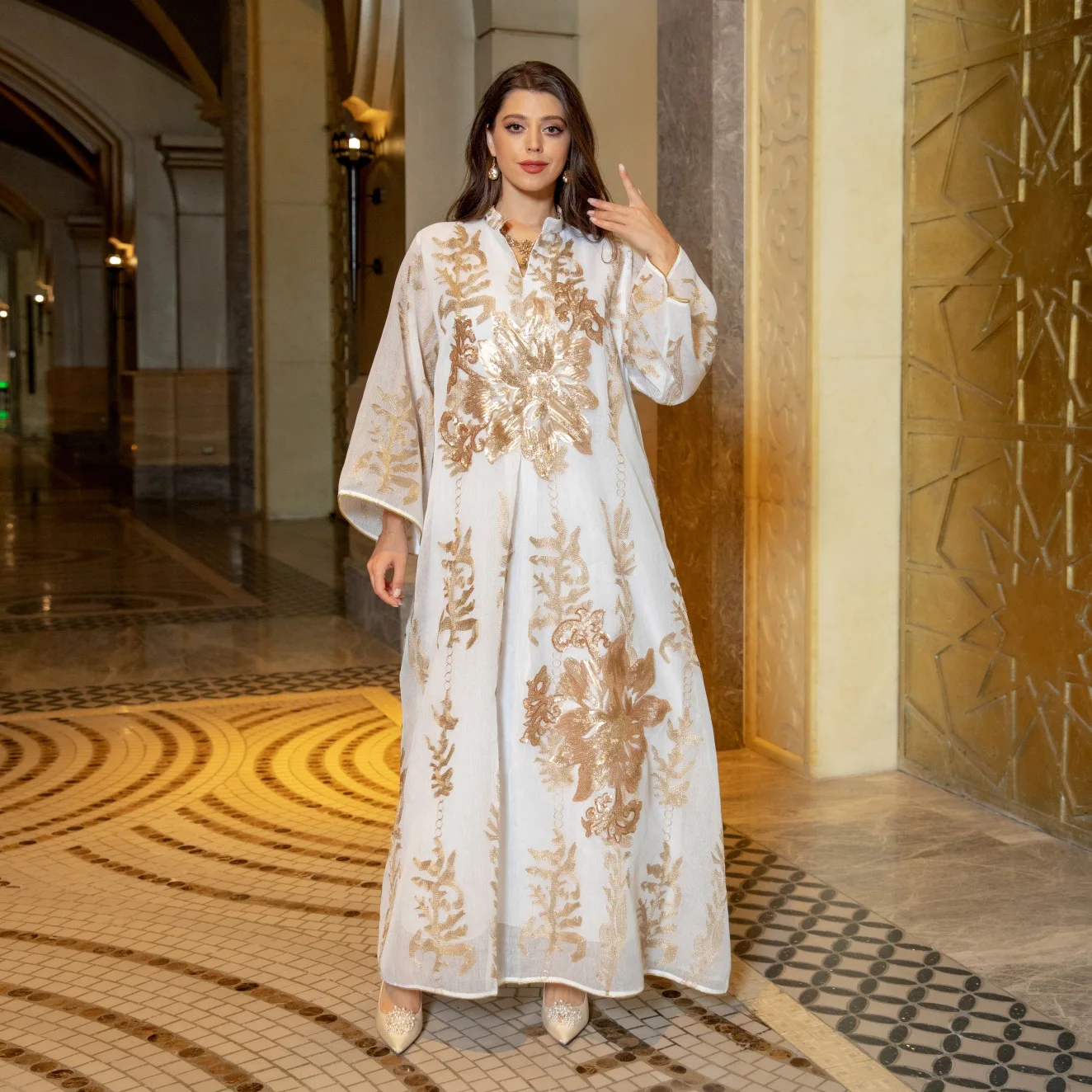 Arab Abaya Female Dubai Modest Casual Mesh Lace Insert Embroidery Notched V-Neck Full Sleeve Muslim Woman Long Dresses