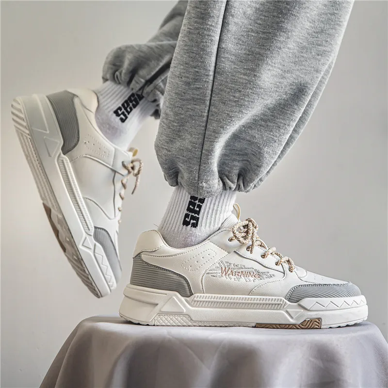 Men's Fashion Sneakers Outdoor Platform Shoes Comfortable Lace-up Casual Shoes Versatile Sneakers New Men Shoes Chunky Sneakers