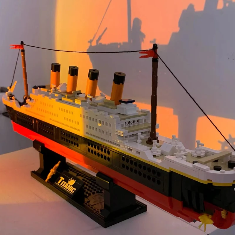 cidade-rms-titanic-navio-de-cruzeiro-mini-blocos-de-construcao-figuras-barco-oceano-liner-modelo-micro-tijolos-brinquedos-para-presentes-aniversario-do-menino-moc