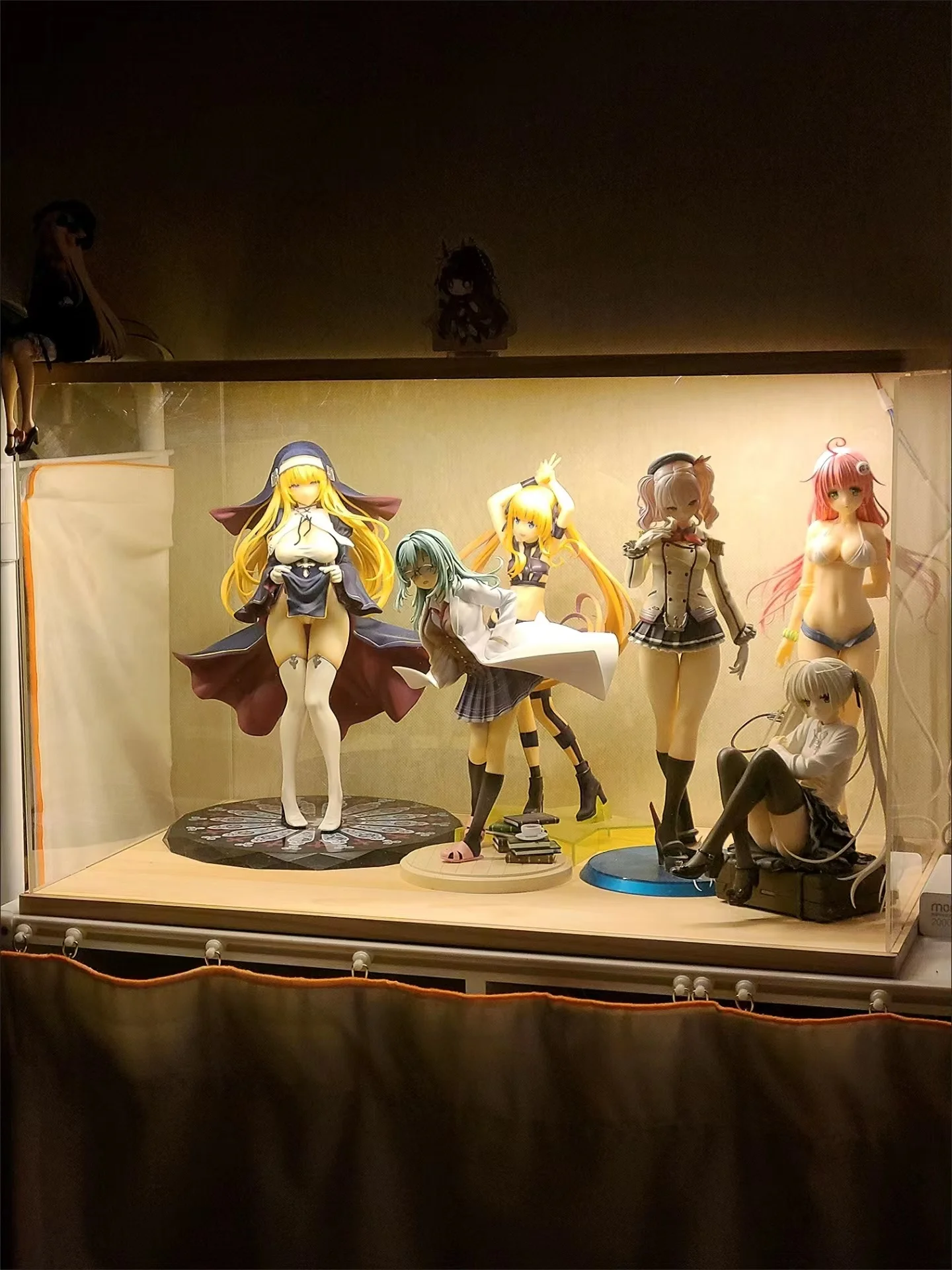 LED 조명이 있는 나무 그림 디스플레이 케이스, 투명 아크릴 먼지 보호 디스플레이 박스, 클레이 블록 보관함