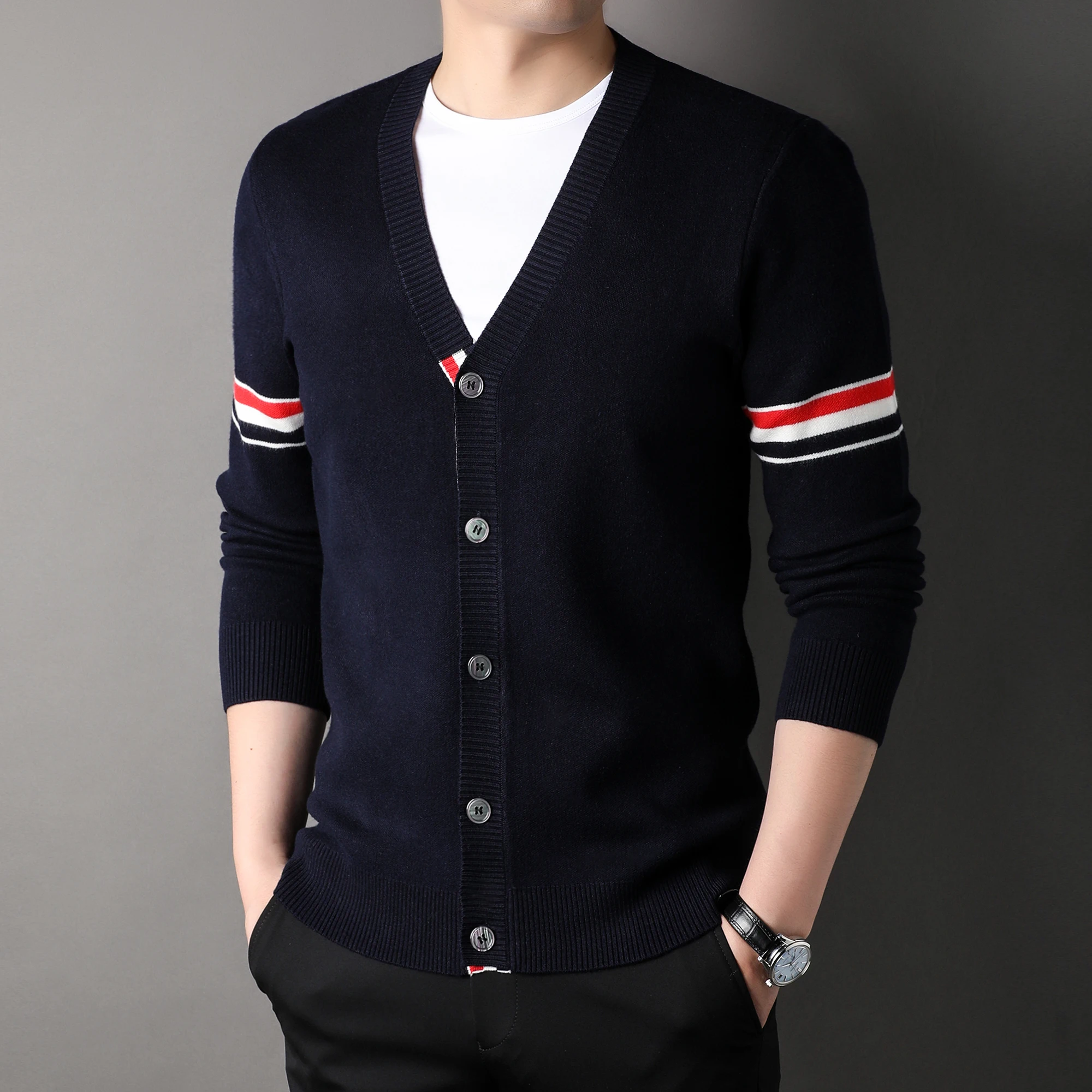 Luxury Quality Men\'s Knitted Cardigan Autumn/Winter Striped Pocket Long Sleeve Coat Europe Business Trend Exquisite Men Clothing