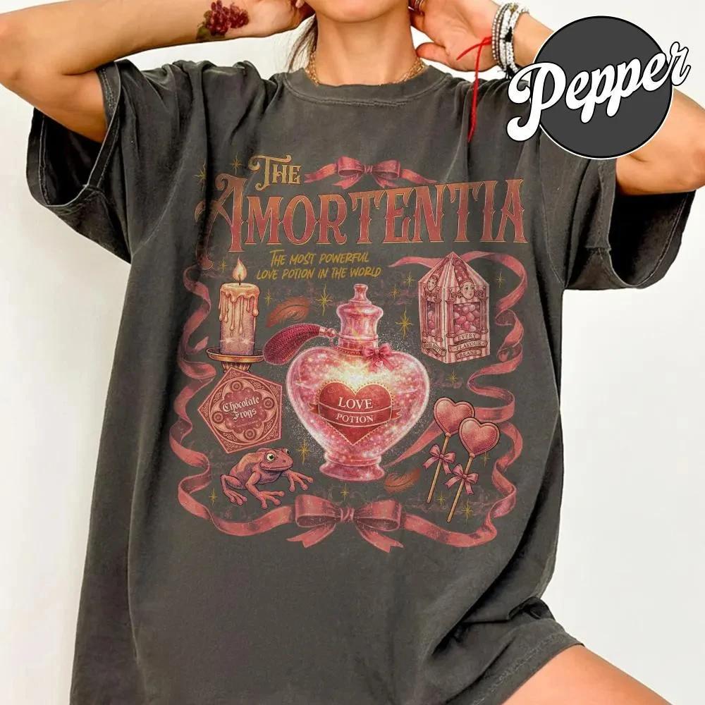 Amortentia Love Potion Comfort Colors Shirt Bookish Valentine Crewneck Sommer-T-Shirt für Herren und Damen, lockeres und atmungsaktives T-Shirt-Oberteil