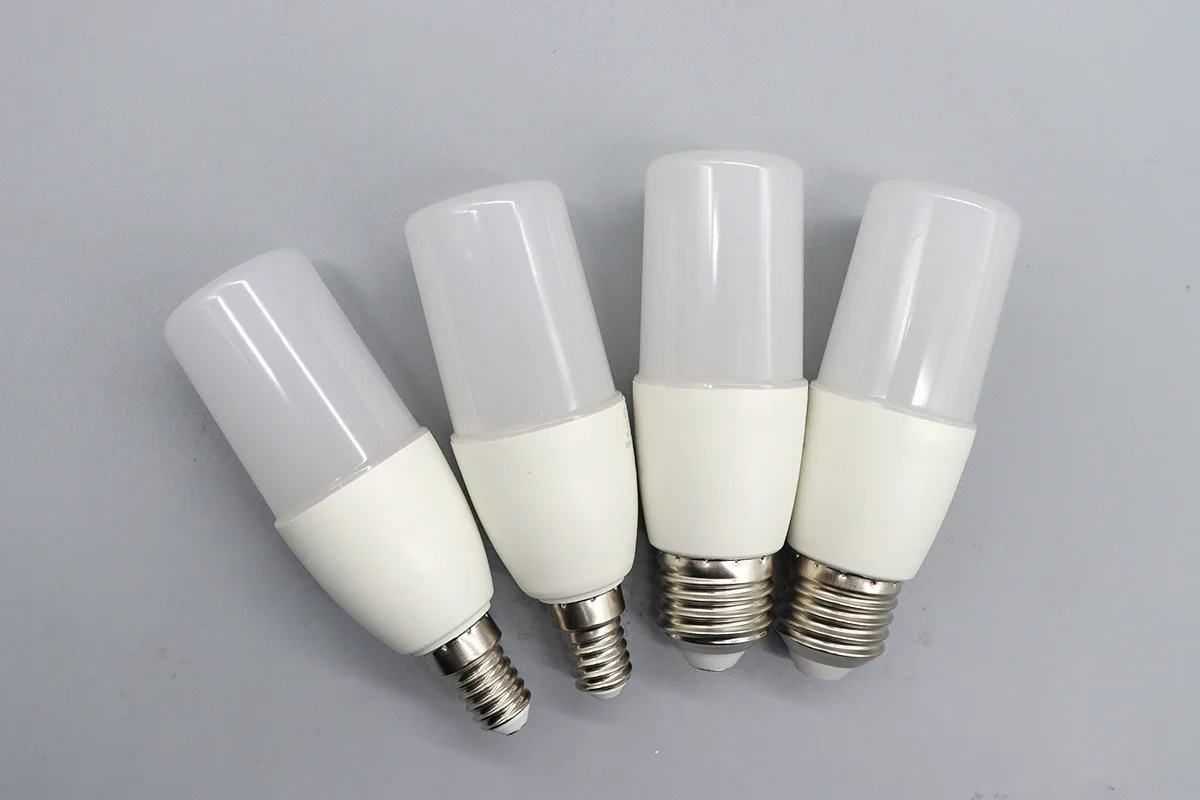 2-8pcs 220V 9W LED Candle Bulb E14/E27 Base C37 T37 - 4000K Daylight Natural Light4000K S326cd07ba2464f56945b2226ee8b5194D