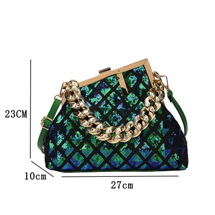 Carauana UNIU Eclipse Clutch front view with iconic chain